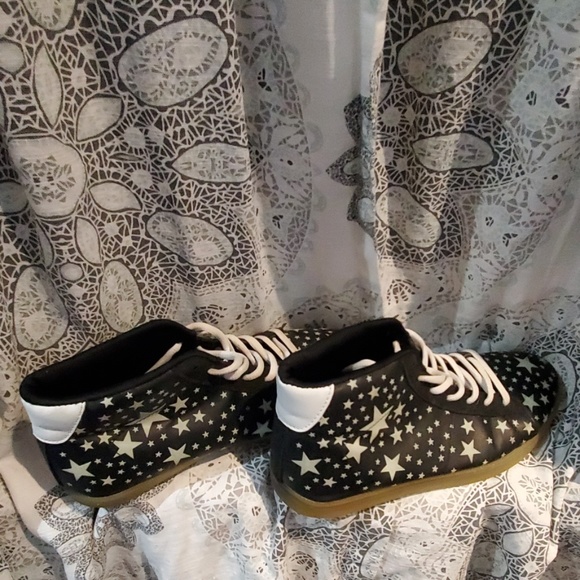 Glow in the dark Stars black sneakers white laces - Picture 6 of 8